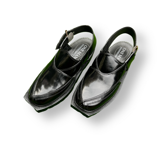 Norozi Chappal – A Symbol of Tradition and Strength