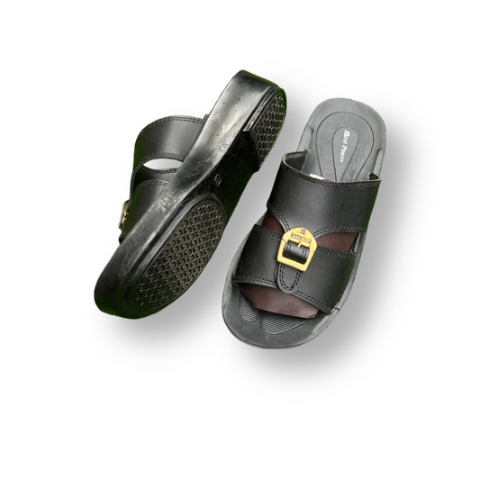 Arabic Buckle Chappal – The Ultimate Everyday Comfort